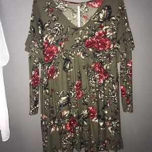 Boutique Floral Tunic/ Dress!!